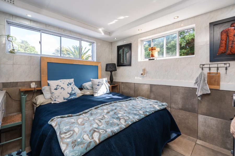 13 Bedroom Property for Sale in Sunset Beach Western Cape